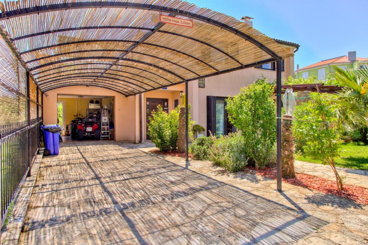 Villa Dolce Vita **** Premantura Bagian luar foto